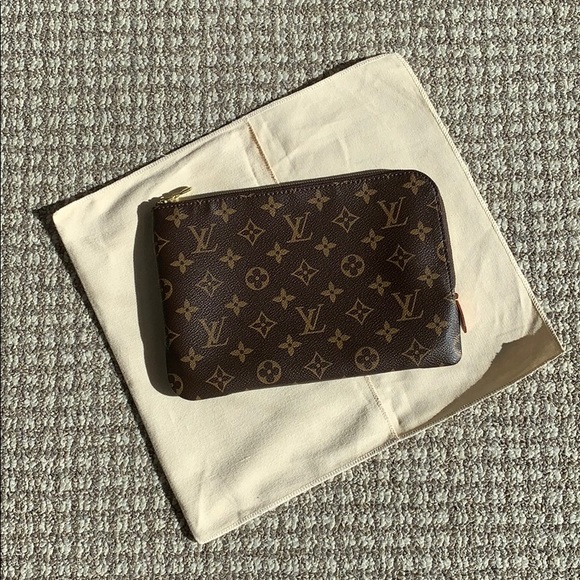 louis vuitton etui voyage pm